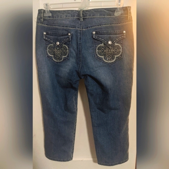 Code Bleu Andrea Women's Petite Capri Jeans - Picture 7 of 12